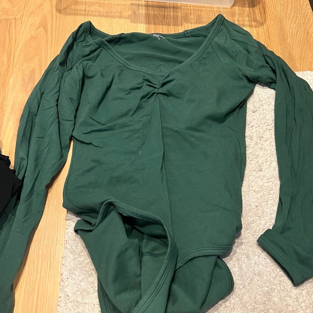ARQ Gently Used V-Neck Bodysuit
